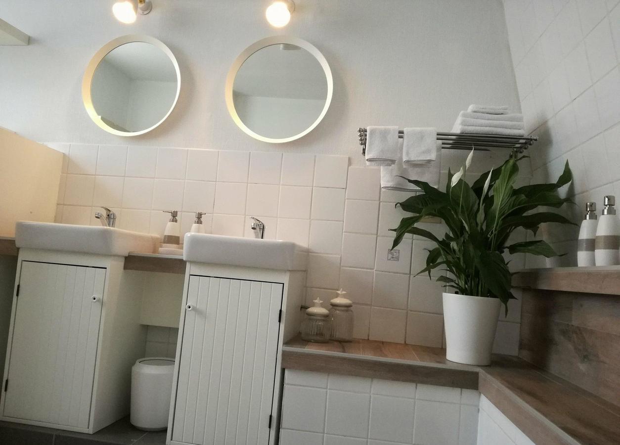 De Heerlyckheid Hotel Ипер Екстериор снимка